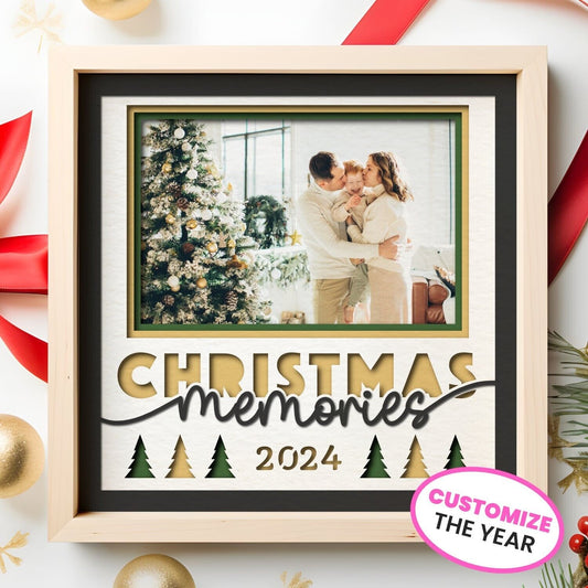 Christmas Memories - 9 x 9 Inch Frame - 1, 2, 3 or 6 photos / Multi Colour